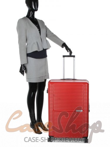 Комплект чемоданов 20603 красный Snowball (Франция)