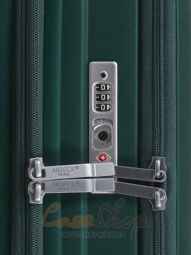 Валіза середня 4 колеса 658/M зелена Airtex (Франція)